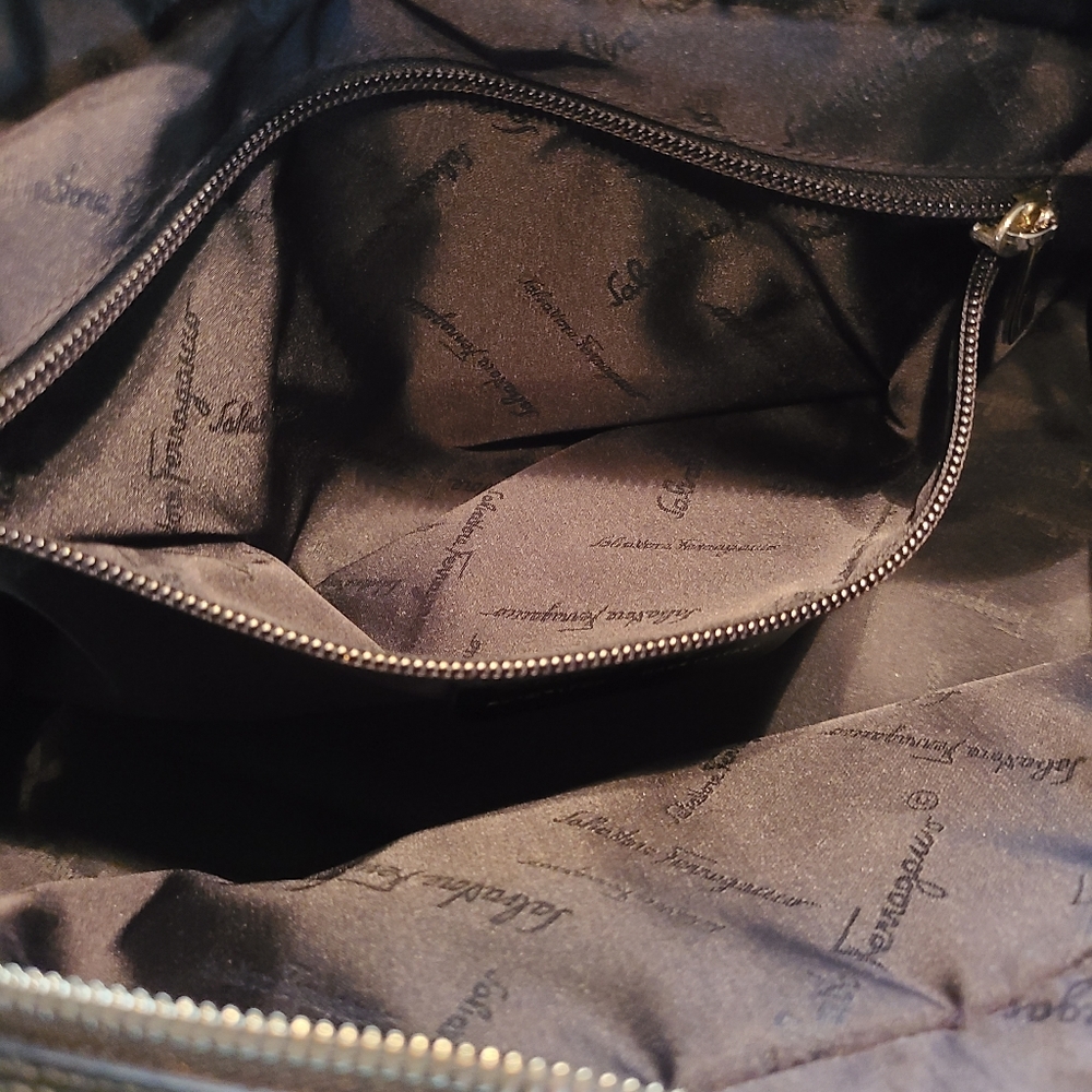 NWOT Salvatore Ferragamo Gianci Bag - Picture 12 of 14